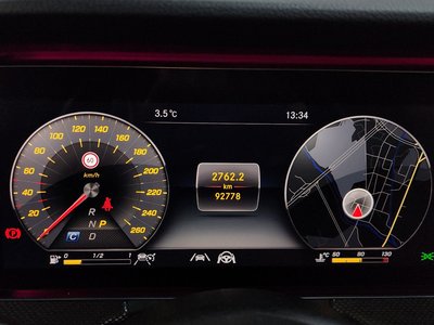 MERCEDES-BENZ E-CLASS - 8