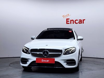 MERCEDES-BENZ E-CLASS - 2