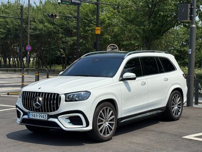 MERCEDES-BENZ GLS - 2
