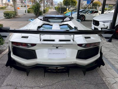 LAMBORGHINI AVENTADOR ROADSTER - 4