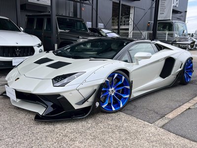 LAMBORGHINI AVENTADOR ROADSTER - 7