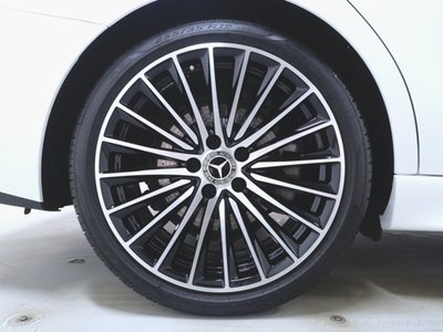 صورة مصغرة 34 لـ 2025 Mercedes-BENZ C-CLASS