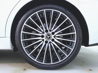 صورة مصغرة 31 لـ 2025 Mercedes-BENZ C-CLASS