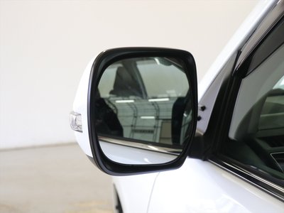 TOYOTA LAND CRUISER PRADO - 8