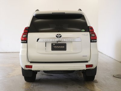 TOYOTA LAND CRUISER PRADO - 3