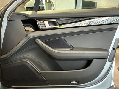 2023 Porsche PANAMERA — миниатюра 17