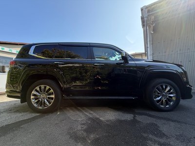 TOYOTA LAND CRUISER 300 - 4