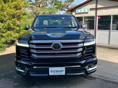 TOYOTA LAND CRUISER 300 - 2