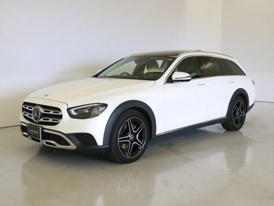 2021 Mercedes-BENZ E-CLASS photo 1