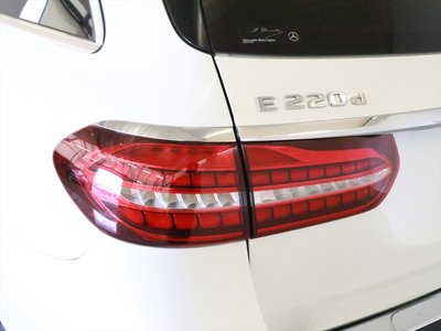 2021 Mercedes-BENZ E-CLASS photo 9