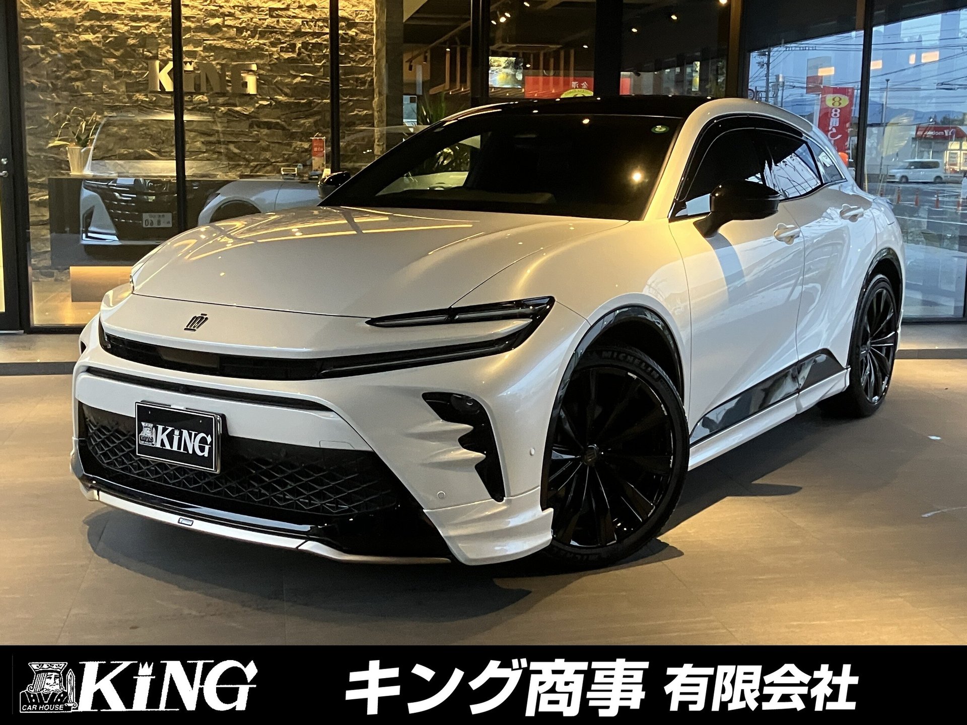 TOYOTA CROWN SPORT - View 1