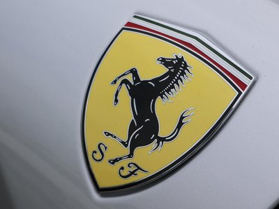 2025 FERRARI 296 GTS — миниатюра 13