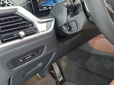 2024 BMW X6 thumbnail 16