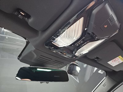 2024 BMW X6 thumbnail 13
