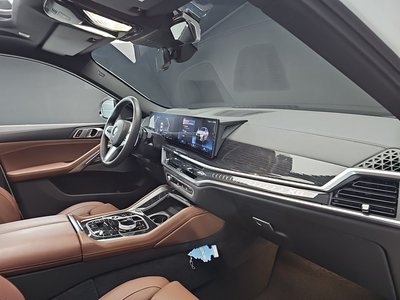 2024 BMW X6 thumbnail 17