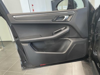 صورة مصغرة 33 لـ 2020 Porsche MACAN