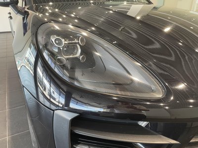 صورة 8 لـ 2020 Porsche MACAN