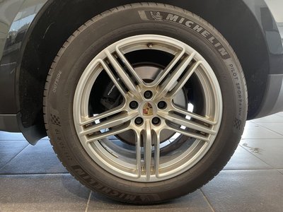 صورة مصغرة 20 لـ 2020 Porsche MACAN