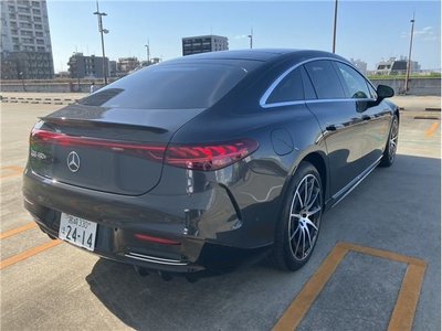 MERCEDES-BENZ EQS - 7
