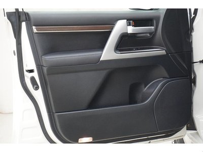 2019 Toyota LAND CRUISER 200 缩略图 19
