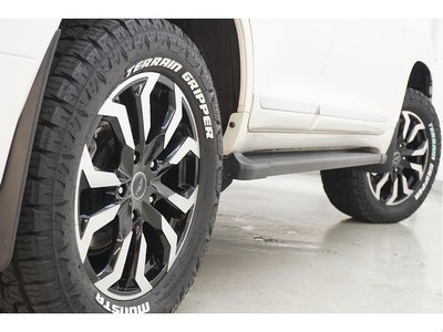 صورة 5 لـ 2019 Toyota LAND CRUISER 200