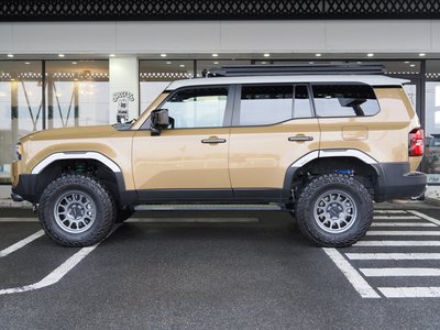 TOYOTA LAND CRUISER 250 - 4