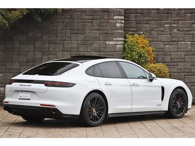 PORSCHE PANAMERA - 2