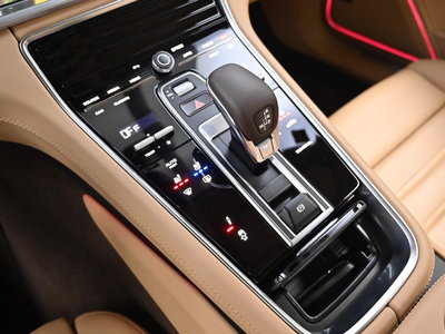 PORSCHE PANAMERA - 9