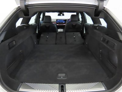 2025 BMW 5 SERIES TOURING — миниатюра 29