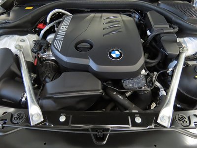 2025 BMW 5 SERIES TOURING — миниатюра 28