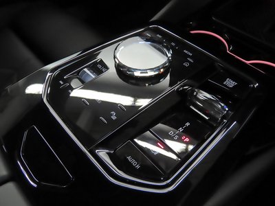 2025 BMW 5 SERIES TOURING — миниатюра 17