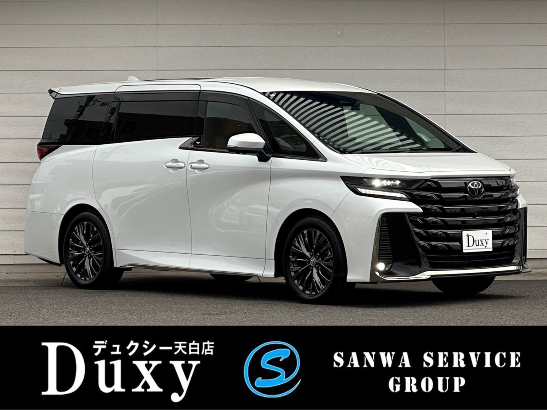 TOYOTA VELLFIRE - View 1