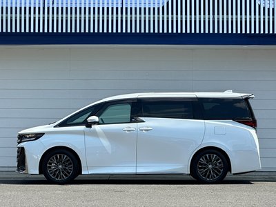 TOYOTA VELLFIRE - 8