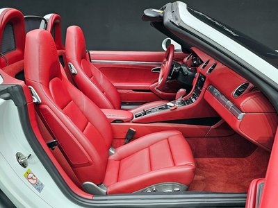 2022 Porsche 718 缩略图 12
