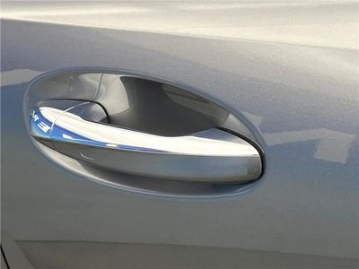 MERCEDES-BENZ GLB - 10