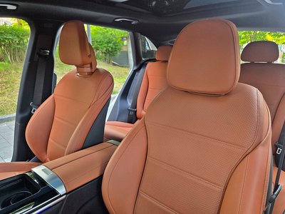 MERCEDES-BENZ GLC - 10