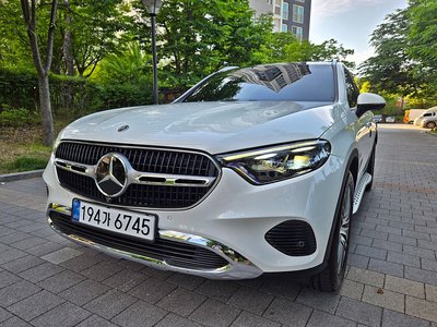 MERCEDES-BENZ GLC - 4