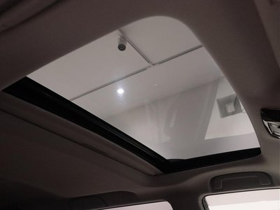 TOYOTA LAND CRUISER PRADO - 10