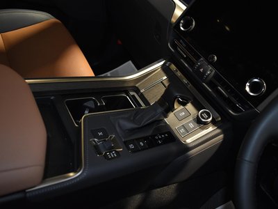 2025 Lexus GX 缩略图 20