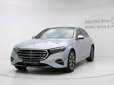 2025 Mercedes-BENZ E-CLASS 照片 1