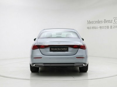 2025 Mercedes-BENZ E-CLASS 照片 3