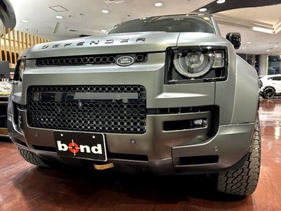 LAND ROVER DEFENDER - 6