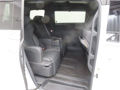 2026 TOYOTA ALPHARD 照片 9