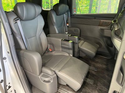 TOYOTA ALPHARD - 9