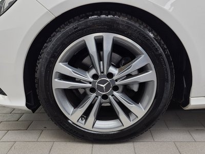 صورة 6 لـ 2015 Mercedes-BENZ E-CLASS