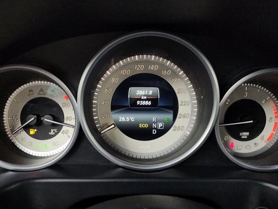 صورة 8 لـ 2015 Mercedes-BENZ E-CLASS