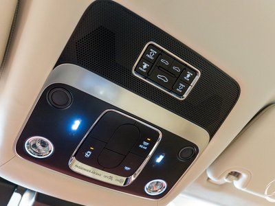2024 Bentley FLYING SPUR 缩略图 30