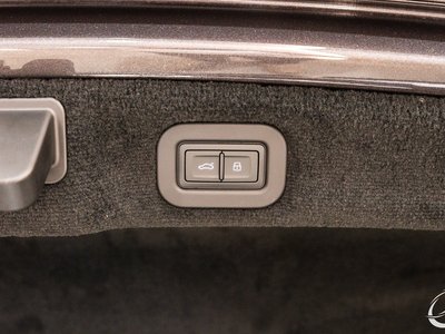2024 Bentley FLYING SPUR 缩略图 26