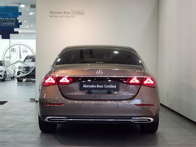 MERCEDES-BENZ E-CLASS - 2