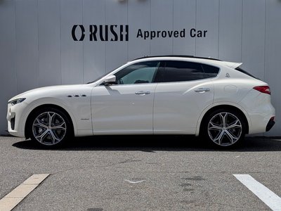 2021 Maserati LEVANTE — фото 7